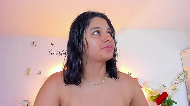 Snapshot of Megan_Whitte chatting on 09-12-25, 01:28 Megan Whitte online show from 09-12-25, 01:28