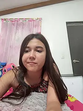 mia cooper 24 online show from 02-20-25, 01:40