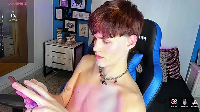 VladHellsing4 online show from 02-15-25, 06:33