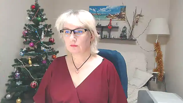Snapshot of FleurMays chatting on 01-14-25, 05:30 FleurMays online show from 01-14-25, 05:30