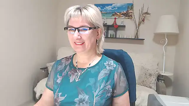 Snapshot of FleurMays chatting on 01-29-25, 01:37 FleurMays online show from 01-29-25, 01:37