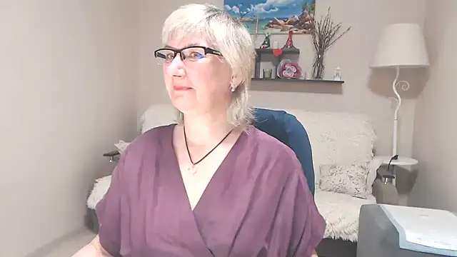 FleurMays online show from 05-31-26, 04:09