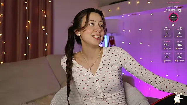 Goldy Grace  online show from 01-14-25, 05:56