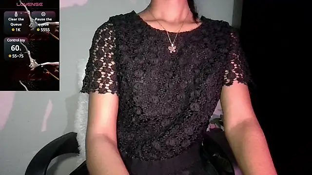 Snapshot of glowybekwa chatting on 03-11-25, 10:42 glowybekwa online show from 03-11-25, 10:42