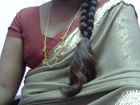 Snapshot of Hot_akshara chatting on 12-18-25, 05:19 Hot akshara online show from 12-18-25, 05:19