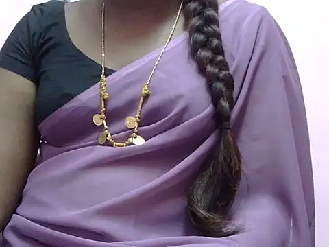 Snapshot of Hot_akshara chatting on 12-21-25, 10:55 Hot akshara online show from 12-21-25, 10:55