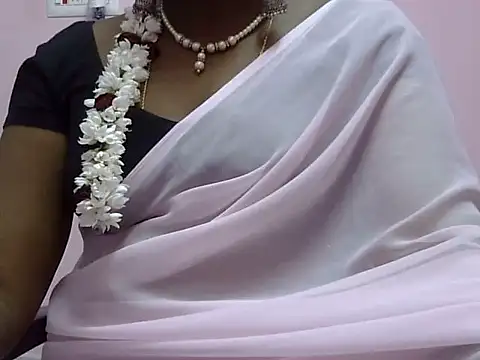 Snapshot of Hot_akshara chatting on 01-07-26, 04:59 Hot akshara online show from 01-07-26, 04:59