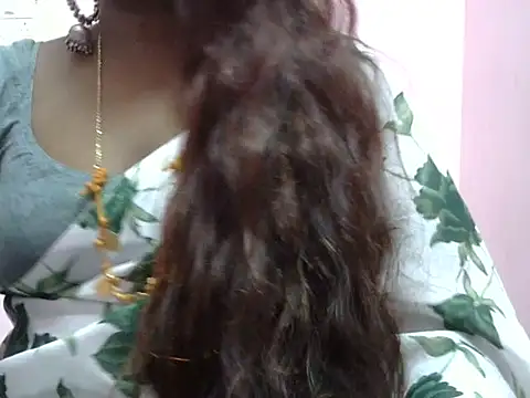 Snapshot of Hot_akshara chatting on 02-09-26, 06:50 Hot akshara online show from 02-09-26, 06:50