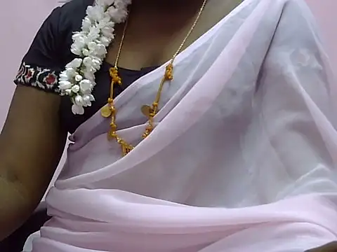 Snapshot of Hot_akshara chatting on 02-20-26, 03:34 Hot akshara online show from 02-20-26, 03:34