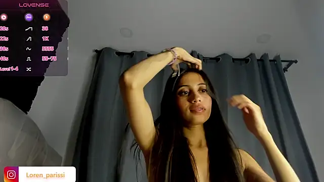 Snapshot of Loren_parissi chatting on 02-09-26, 03:32 Loren parissi online show from 02-09-26, 03:32