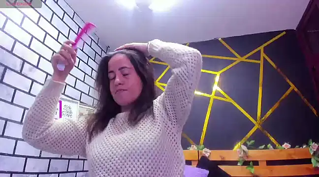 Snapshot of kathina_giraldo chatting on 12-06-24, 12:38 kathina giraldo online show from 12-06-24, 12:38