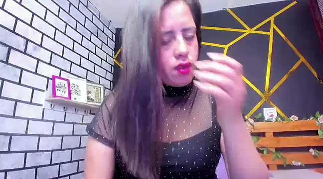Snapshot of kathina_giraldo chatting on 12-24-24, 05:02 kathina giraldo online show from 12-24-24, 05:02