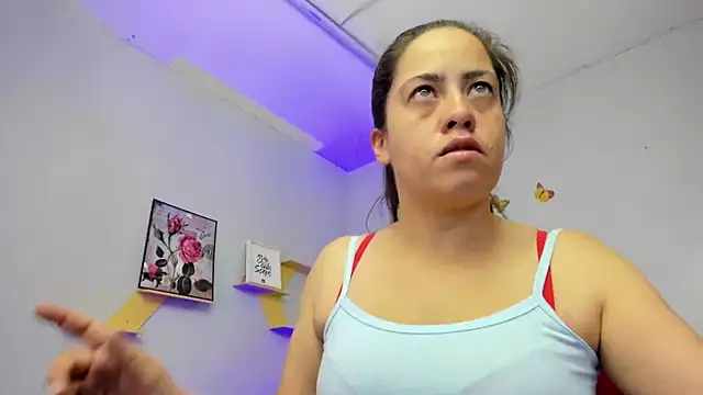 kathina giraldo online show from 11-26-25, 12:39