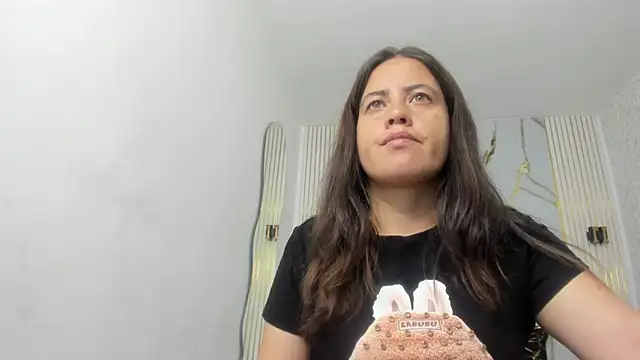 kathina giraldo online show from 03-28-26, 12:38
