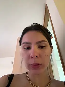 Snapshot of SofiaG_ chatting on 12-06-24, 02:28 SofiaG online show from 12-06-24, 02:28