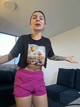 Snapshot of SofiaG_ chatting on 02-24-25, 10:47 SofiaG online show from 02-24-25, 10:47
