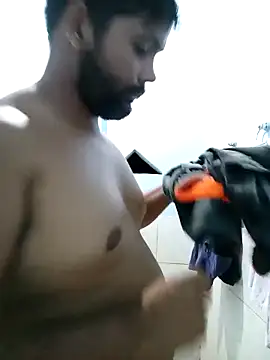 Snapshot of lele9457 chatting on 03-23-25, 12:04 lele9457 online show from 03-23-25, 12:04