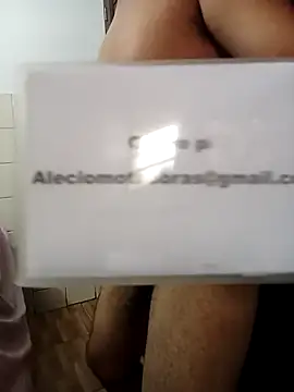 Snapshot of lele9457 chatting on 10-14-25, 03:13 lele9457 online show from 10-14-25, 03:13