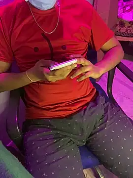 Snapshot of Vampiredaddy_ chatting on 10-31-25, 05:25 Vampiredaddy online show from 10-31-25, 05:25