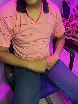 Snapshot of Vampiredaddy_ chatting on 11-01-25, 03:25 Vampiredaddy online show from 11-01-25, 03:25