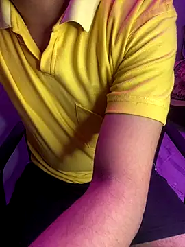 Snapshot of Vampiredaddy_ chatting on 11-06-25, 04:52 Vampiredaddy online show from 11-06-25, 04:52