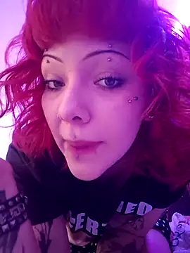 Snapshot of Sarah-Stoner chatting on 05-25-26, 12:27 Sarah-Stoner online show from 05-25-26, 12:27
