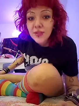 Snapshot of Sarah-Stoner chatting on 05-31-26, 06:20 Sarah-Stoner online show from 05-31-26, 06:20
