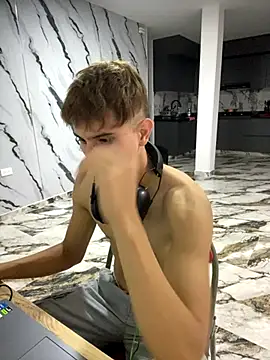 oliver Lz online show from 11-12-25, 10:20