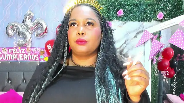 Snapshot of ebony_544 chatting on 03-09-26, 04:49 ebony 544 online show from 03-09-26, 04:49