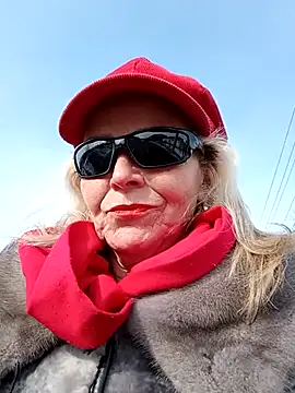 Snapshot of CassandraSandra44 chatting on 02-25-25, 04:00 CassandraSandra44 online show from 02-25-25, 04:00