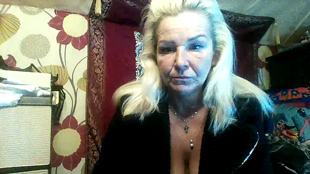 Snapshot of CassandraSandra44 chatting on 02-14-26, 06:32 CassandraSandra44 online show from 02-14-26, 06:32