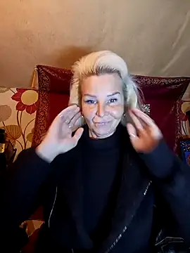 Snapshot of CassandraSandra44 chatting on 02-17-26, 05:48 CassandraSandra44 online show from 02-17-26, 05:48