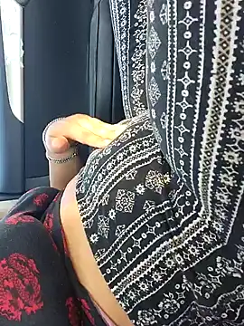 cinnaminnie online show from 02-26-25, 06:21