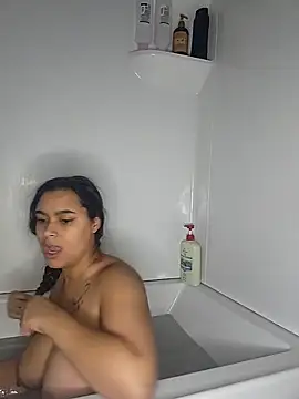 cinnaminnie online show from 03-03-26, 06:03