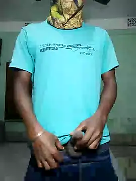 Snapshot of Hunter_boy9 chatting on 01-01-25, 12:32 Hunter boy9 online show from 01-01-25, 12:32