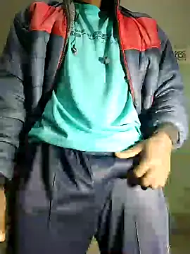 Snapshot of Hunter_boy9 chatting on 01-08-25, 04:33 Hunter boy9 online show from 01-08-25, 04:33