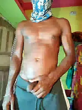 Snapshot of Hunter_boy9 chatting on 02-06-25, 04:47 Hunter boy9 online show from 02-06-25, 04:47