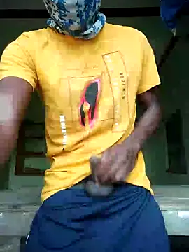 Snapshot of Hunter_boy9 chatting on 02-22-25, 01:11 Hunter boy9 online show from 02-22-25, 01:11