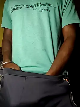 Snapshot of Hunter_boy9 chatting on 11-13-25, 11:58 Hunter boy9 online show from 11-13-25, 11:58