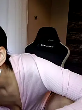 Jujuicy 97 online show from 03-11-25, 08:09