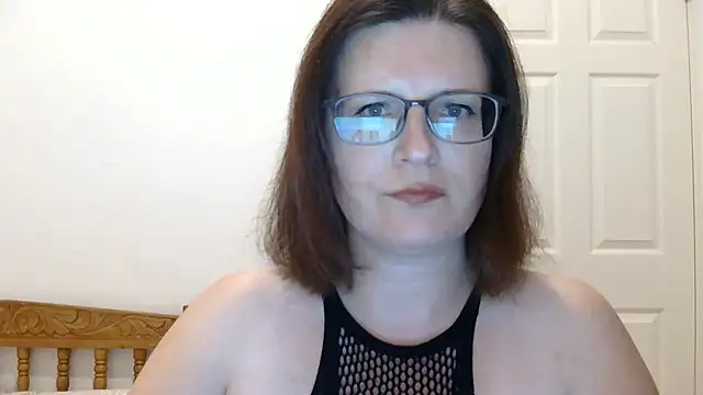 CrimsonMistress online show from 12-04-25, 10:07