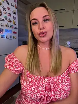 Snapshot of Cute_Hot_Alice chatting on 02-27-26, 08:20 Cute Hot Alice online show from 02-27-26, 08:20