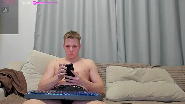 Snapshot of Kinky_Secrets chatting on 02-06-25, 04:42 Kinky Secrets online show from 02-06-25, 04:42