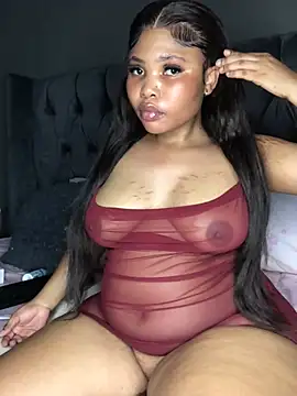 Snapshot of Anaelle24 chatting on 01-19-25, 10:39 Anaelle24 online show from 01-19-25, 10:39