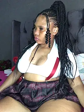 Snapshot of Anaelle24 chatting on 02-21-25, 03:32 Anaelle24 online show from 02-21-25, 03:32