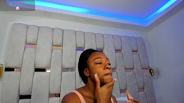 mia schwarz online show from 01-19-25, 07:47