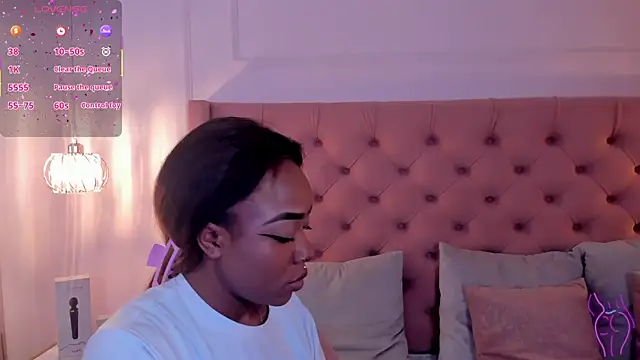 mia schwarz online show from 09-19-25, 10:10