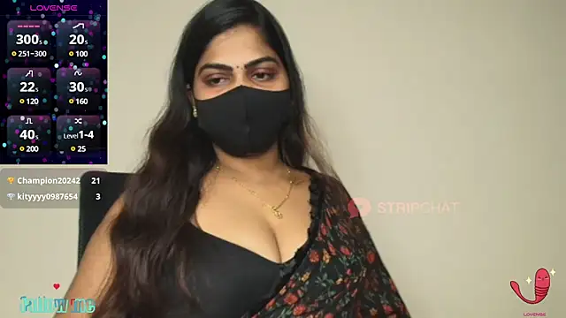 Snapshot of sameeksha_9 chatting on 03-07-25, 12:01 sameeksha 9 online show from 03-07-25, 12:01