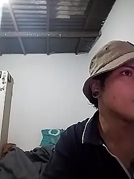 Xtrem3HARDxxx online show from 03-18-25, 07:30