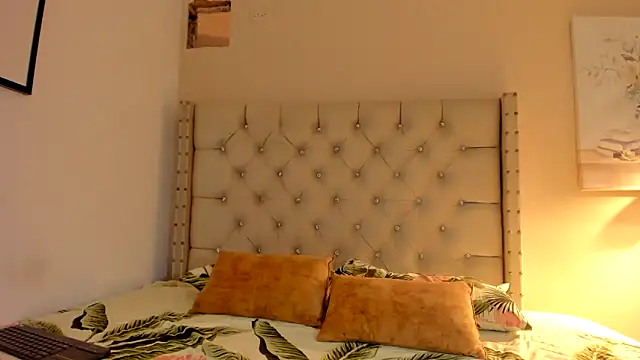 vanesasexyhot21 online show from 02-14-26, 02:19